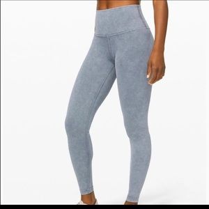 Lululemon Wunder Under High Rise Size 6! 28’’